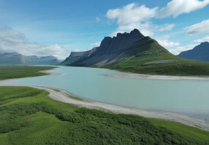 Road trip en Nouvelle-Calédonie : lagons turquoise, montagnes verdoyantes et culture kanak