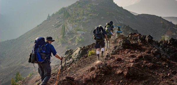 Escapades entre célibataires de 30 ans : l’aventure au cœur du week-end