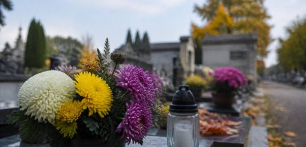 1 er novembre férié : est-il un jour chômé en France ?