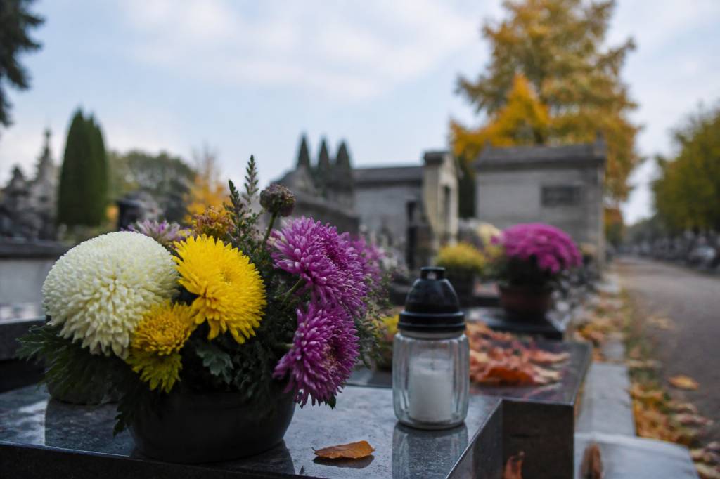 1 er novembre férié : est-il un jour chômé en France ?