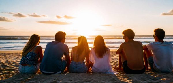 18 25 vacances : idées de séjours, destinations et bons plans pour partir entre amis