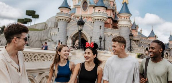 Départ 18 25 disney : comment organiser un séjour à Disneyland Paris