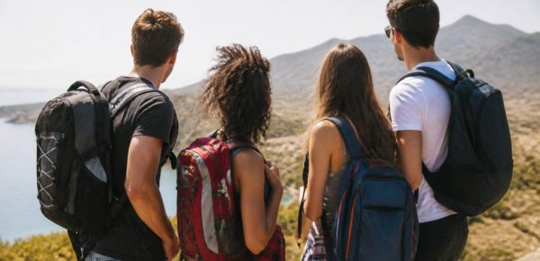 Départ 18 25 ancv : partir en voyage avec les bons plans et aides disponibles