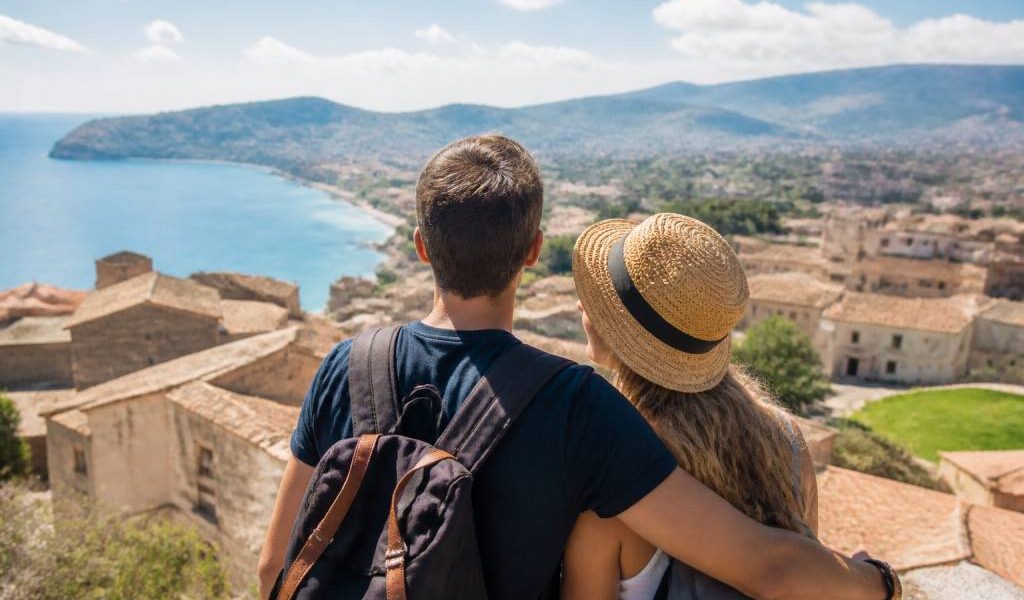 Destination jeune couple pas cher : les meilleures idées pour voyager à petit budget