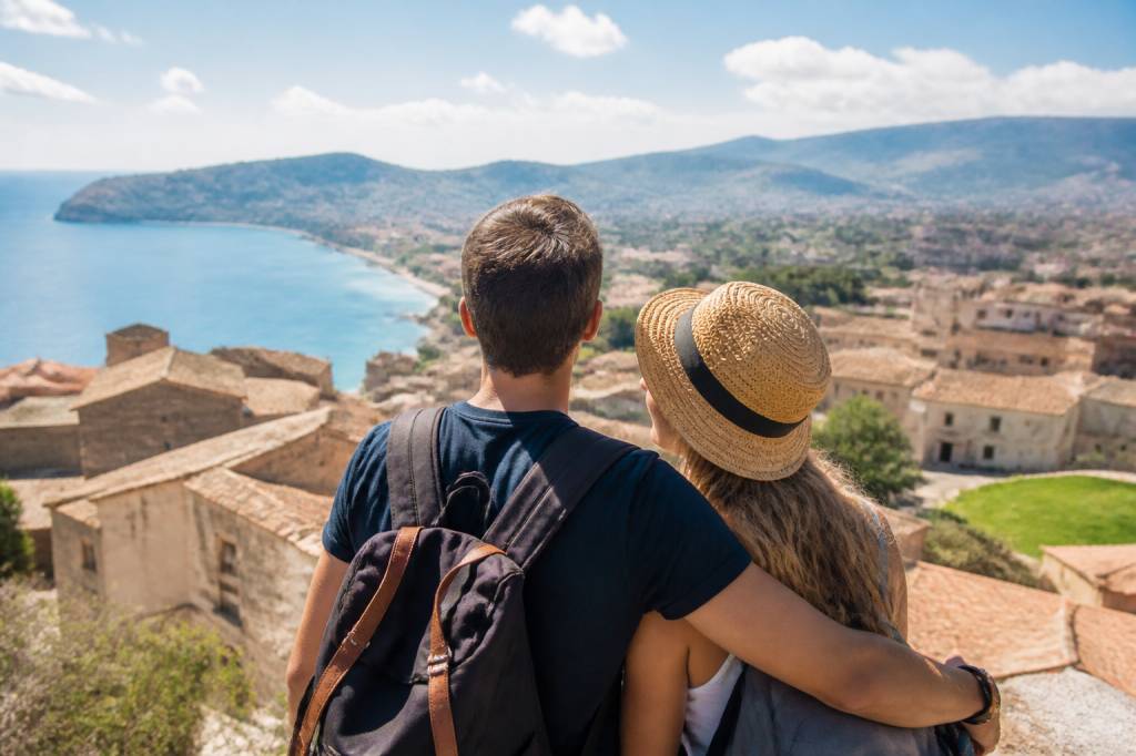 Destination jeune couple pas cher : les meilleures idées pour voyager à petit budget