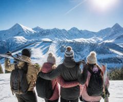 Départ 18 25 ski : destinations, conseils et bons plans pour un séjour réussi