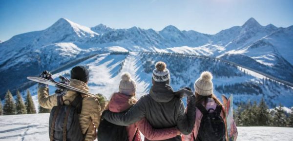 Départ 18 25 ski : destinations, conseils et bons plans pour un séjour réussi