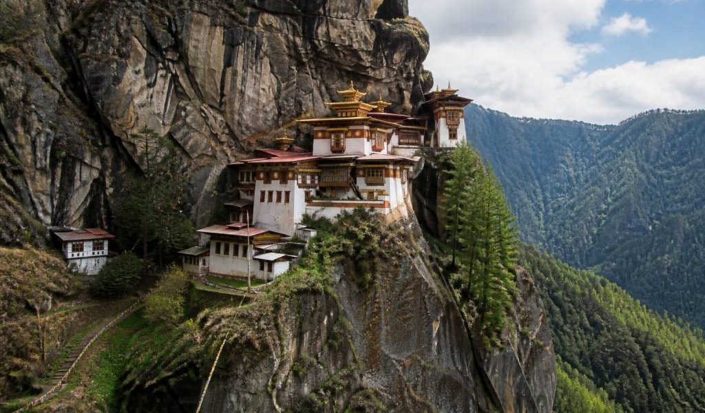 Bhoutan voyage organisé : itinéraire, visites incontournables et conseils pratiques