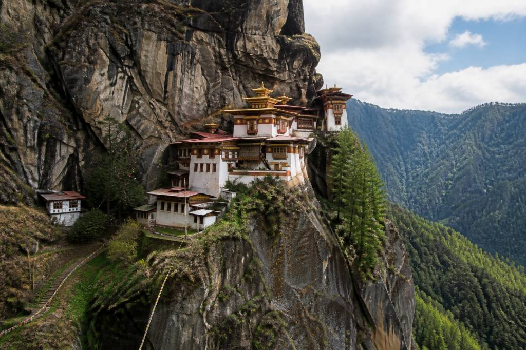 Bhoutan voyage organisé : itinéraire, visites incontournables et conseils pratiques