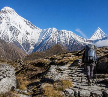 Annapurnas trekking : guide complet des itinéraires, hébergements et conseils de randonnée