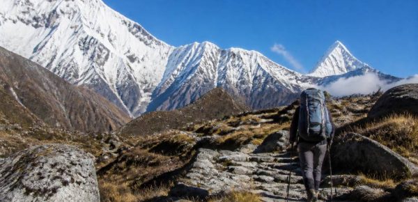 Annapurnas trekking : guide complet des itinéraires, hébergements et conseils de randonnée