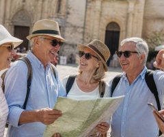 Association voyage organisé : comment choisir la meilleure formule pour partir sereinement en groupe