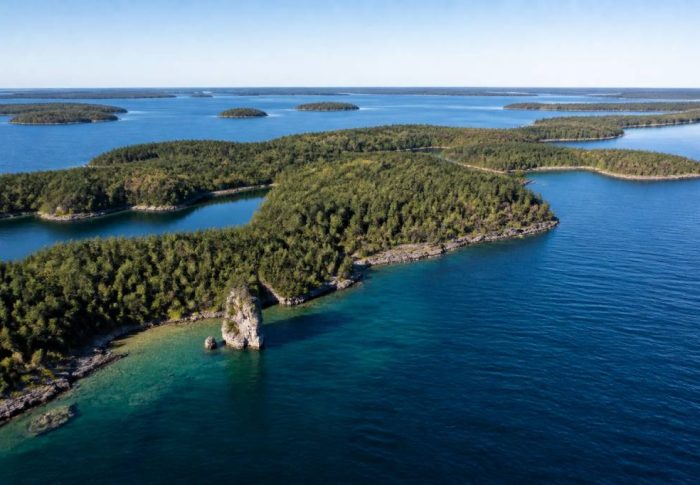 Île Manitoulin Ontario : guide complet pour découvrir la plus grande île d’eau douce au monde