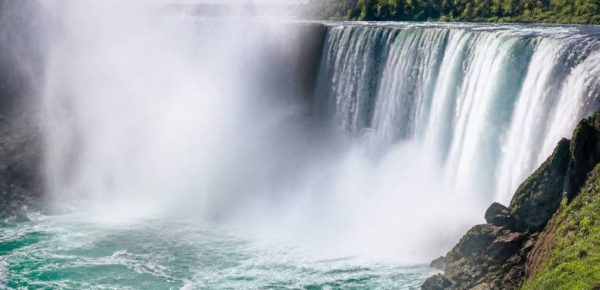Les plus belles chutes d’eau du Canada à découvrir absolument