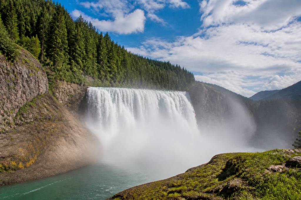 Chute d eau Canada : les plus belles cascades à découvrir
