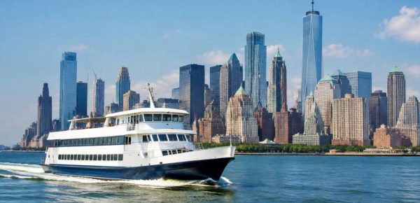 Aller à New York en bateau : guide pratique pour préparer votre voyage\Seeder