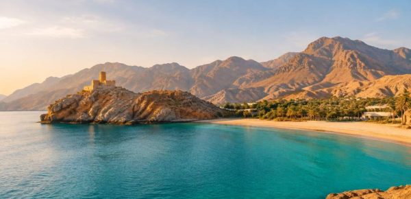 Circuit Oman 12 jours : itinéraire, étapes incontournables et conseils de voyage