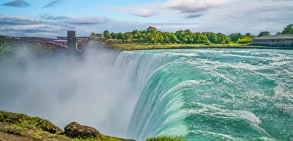 Chute Canada : les plus belles cascades à découvrir absolument
