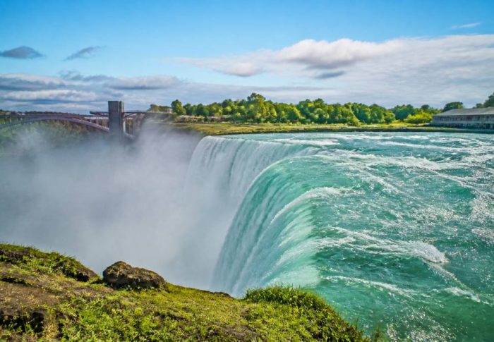 Chute Canada : les plus belles cascades à découvrir absolument