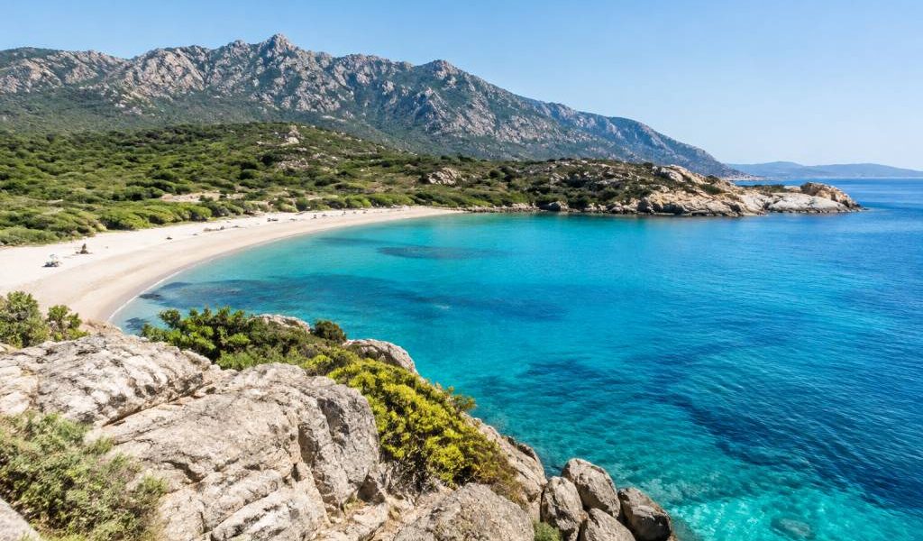 Que faire en août en Corse : plages, villages et conseils pratiques